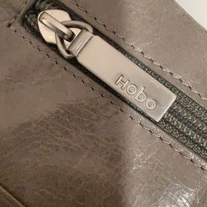 HOBO 🌟LAUREN Clutch-Wallet in leather graphite